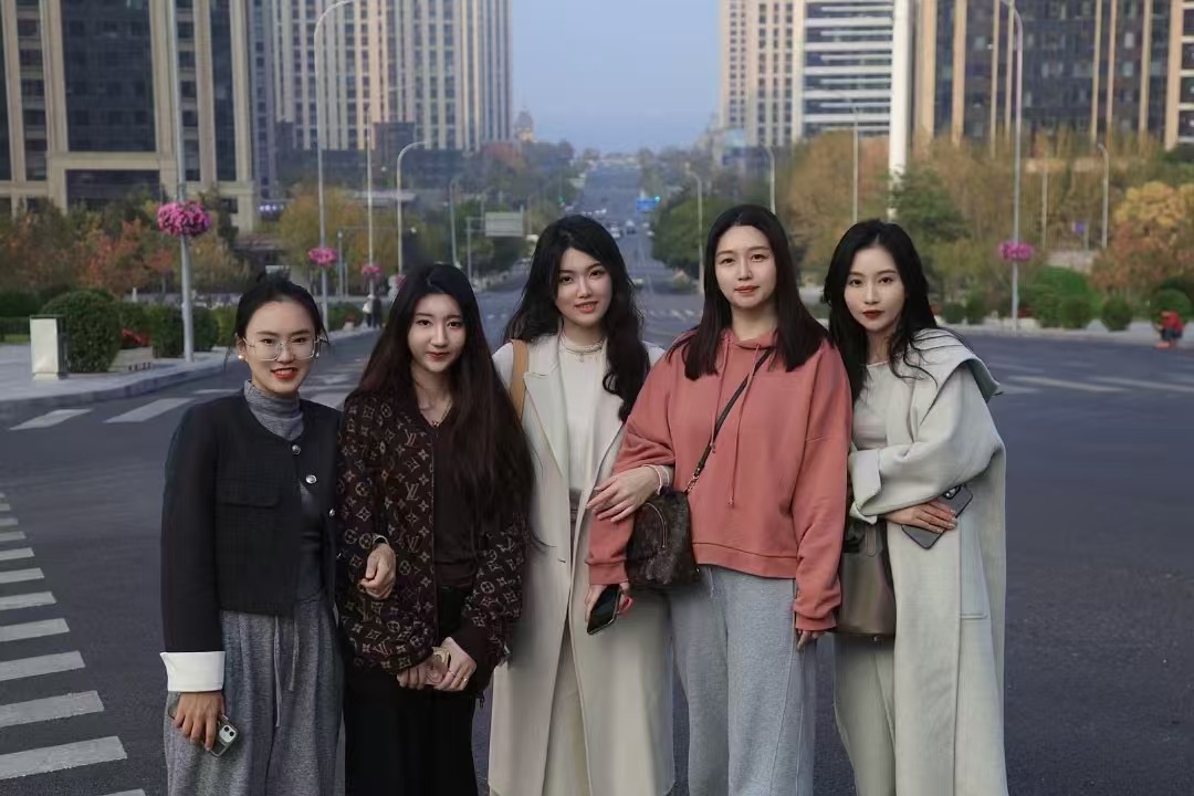 1741854635660437.jpg 1741854635660437.jpg